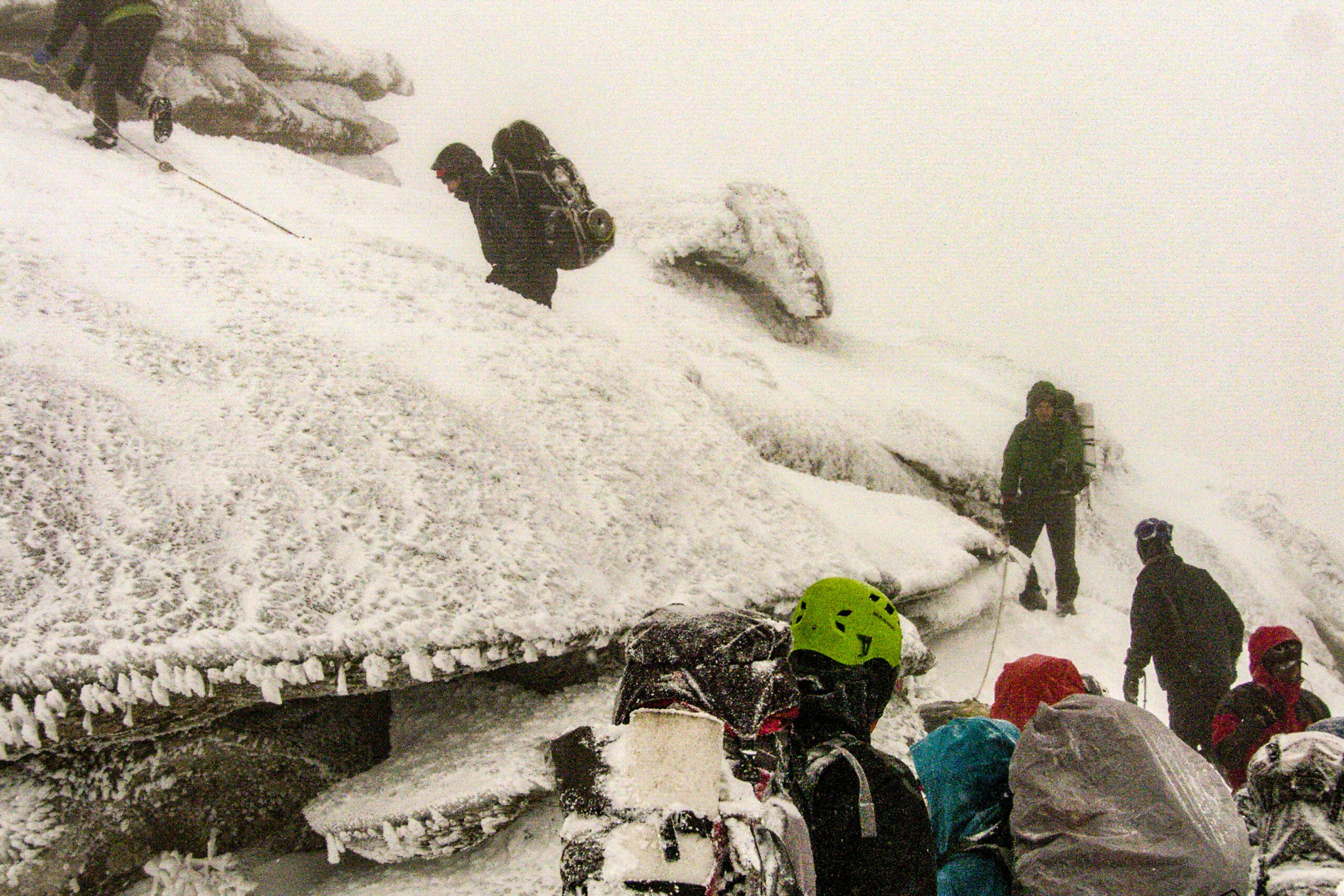 Ascenso al Cerro Champaquí en invierno con nieve
