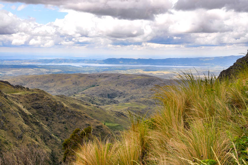 Vista al Lago Los Molinos desde Quebrada de Yatán